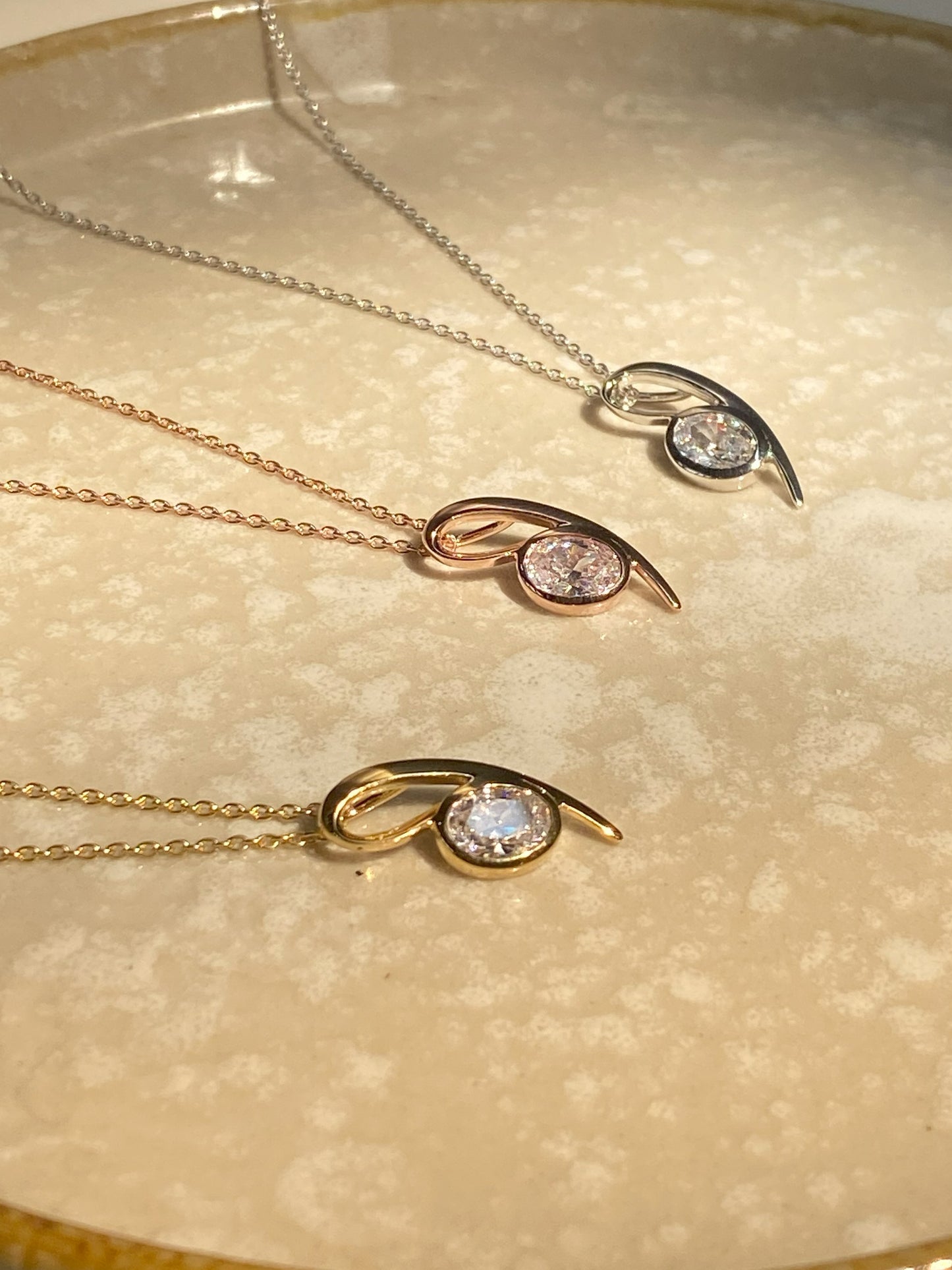 Élan Necklace