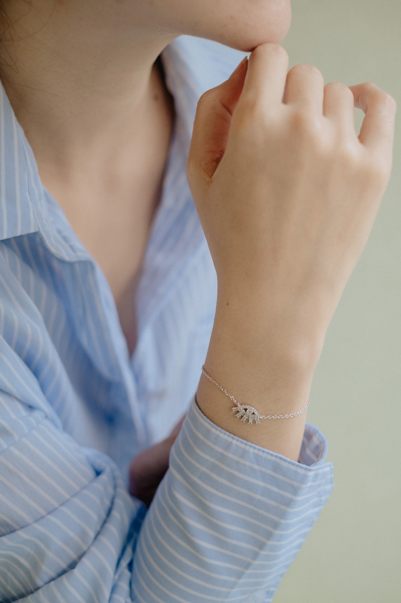สร้อยข้อมือตาปีศาจ