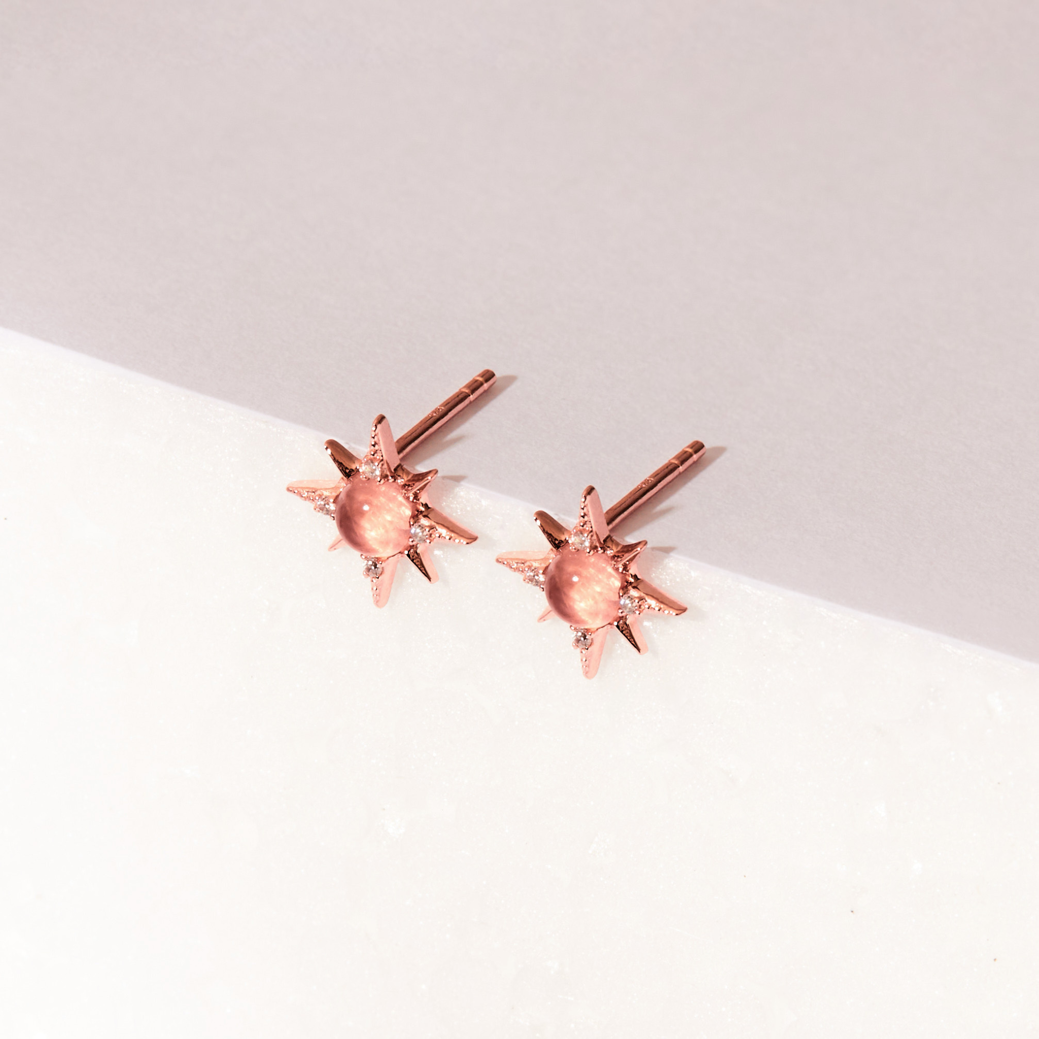 Near the stars Earrings - Rose Quartz