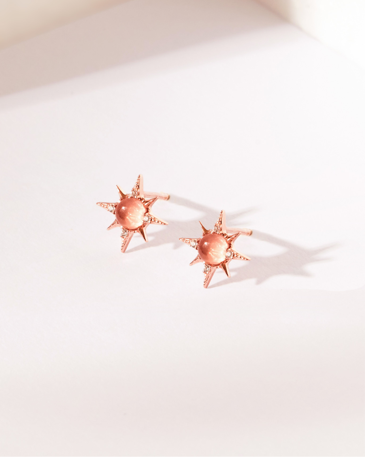Near the stars Earrings - Rose Quartz