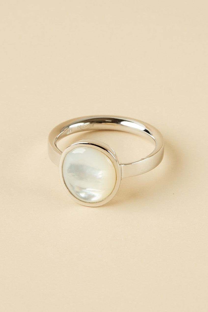 Margaret ring